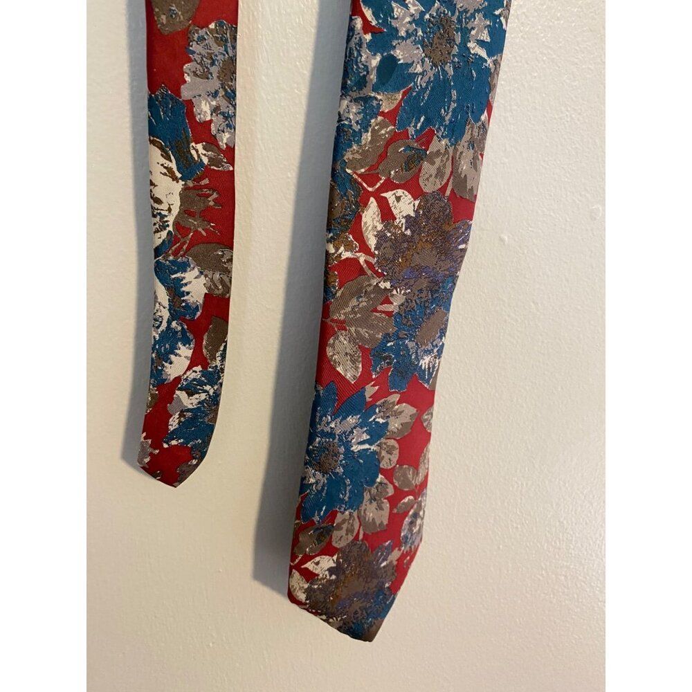 Bugatti Floral Tie 100% Italian Silk Made In USA 59" Mens Classic Necktie - Picture 3 of 8